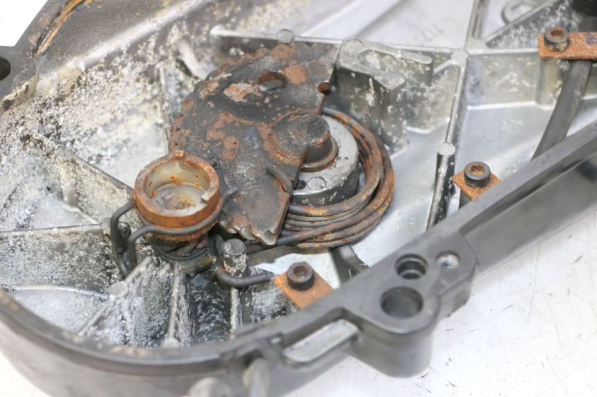 photo de TAPA VARIADOR PEUGEOT STREETZONE I NAKED 2T 50 (2018 - 2020) - Zoom estado de uso