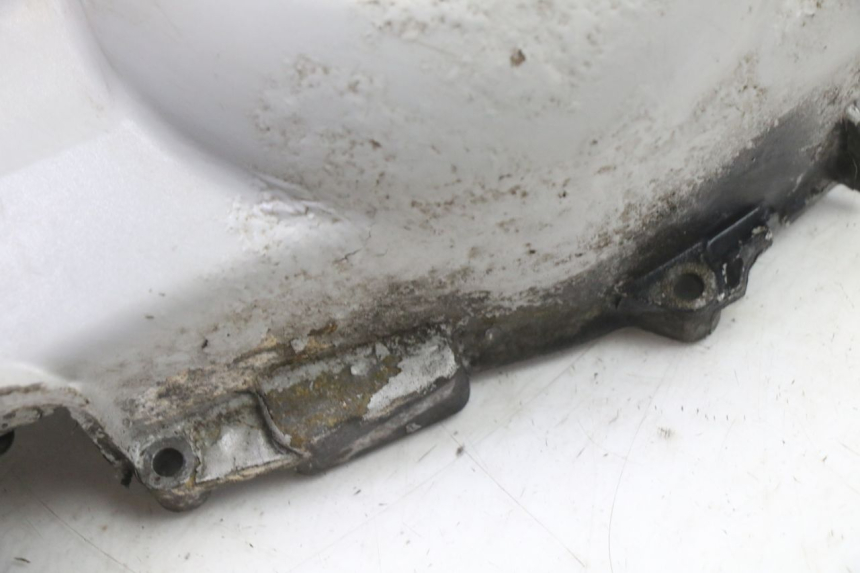 photo de TAPA VARIADOR PIAGGIO SUPER LX 125 (2000 - 2003) - Detalles de los puntos de fijación