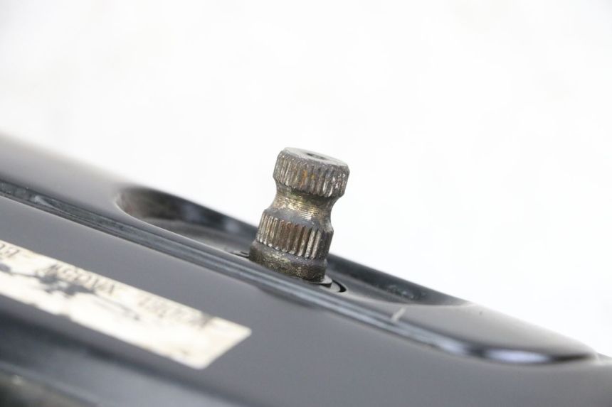 photo de TAPA VARIADOR SYM FIDDLE 3 III 50 (2014 - 2020) - Detalles de los puntos de fijación