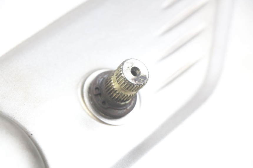 photo de CUBIERTA DEL VARIADOR SYM SYMPHONY 125 (2009 - 2015) - Detalles de los puntos de fijación