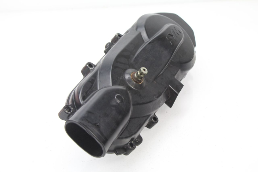 photo de TAPA VARIADOR SYM TONIK 125 (2010 - 2014) - Detalles de los puntos de fijación