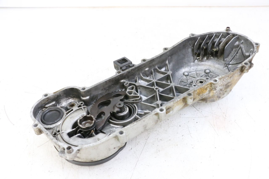 photo de TAPA VARIADOR PIAGGIO TYPHOON 50 (2000 - 2009) - Detalles de los puntos de fijación