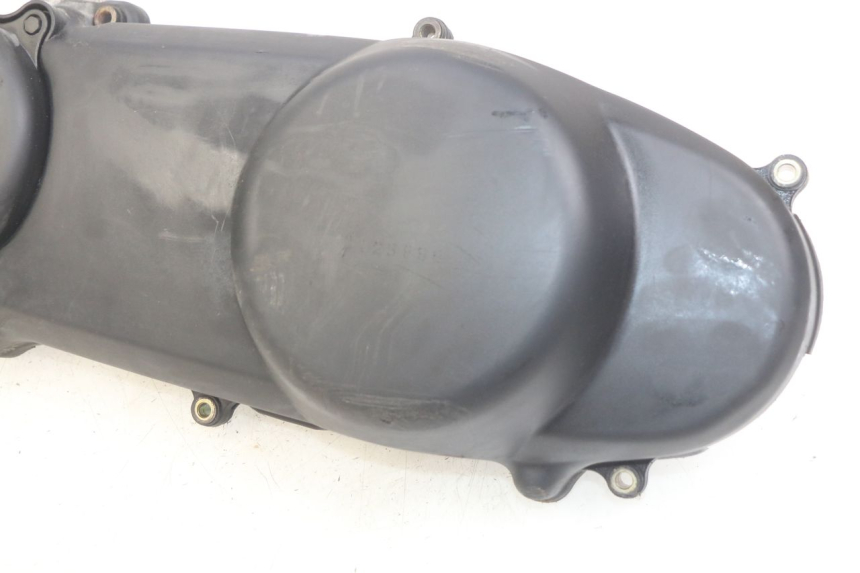 photo de CUBIERTA DEL VARIADOR SUZUKI UH BURGMAN 125 (2002 - 2006) - Primer plano técnico