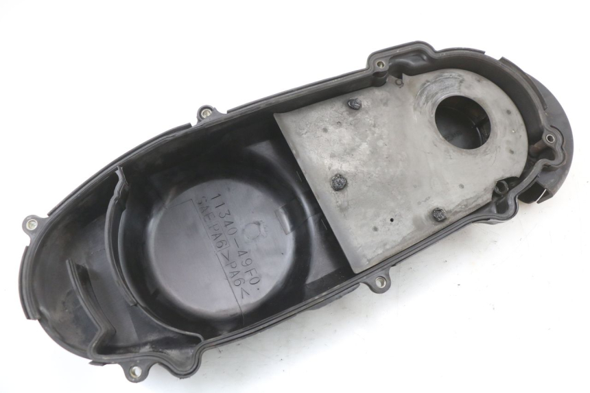 photo de CUBIERTA DEL VARIADOR SUZUKI UH BURGMAN 125 (2002 - 2006) - Primer plano técnico