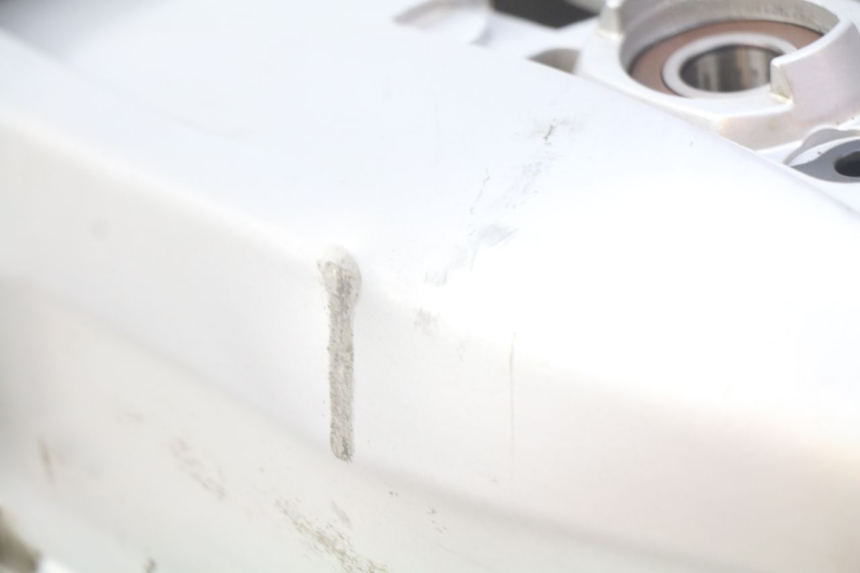 photo de CUBIERTA DEL VARIADOR PIAGGIO VESPA GTS IGET ABS 125 (2017 - 2023) - Recambio usado revisado