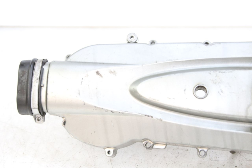 photo de TAPA VARIADOR PEUGEOT VIVACITY 125 (2010 - 2017) - Detalles de los puntos de fijación