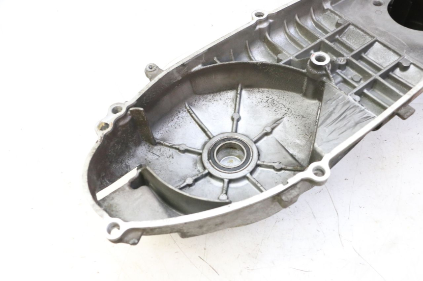 photo de CUBIERTA DEL VARIADOR YAMAHA X-MAX XMAX 125 (2010 - 2013) - Primer plano técnico
