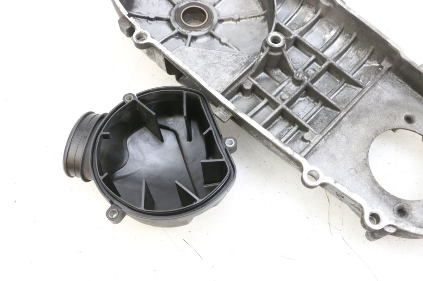 photo de CUBIERTA DEL VARIADOR YAMAHA X-MAX XMAX 125 (2010 - 2013) - Otra perspectiva