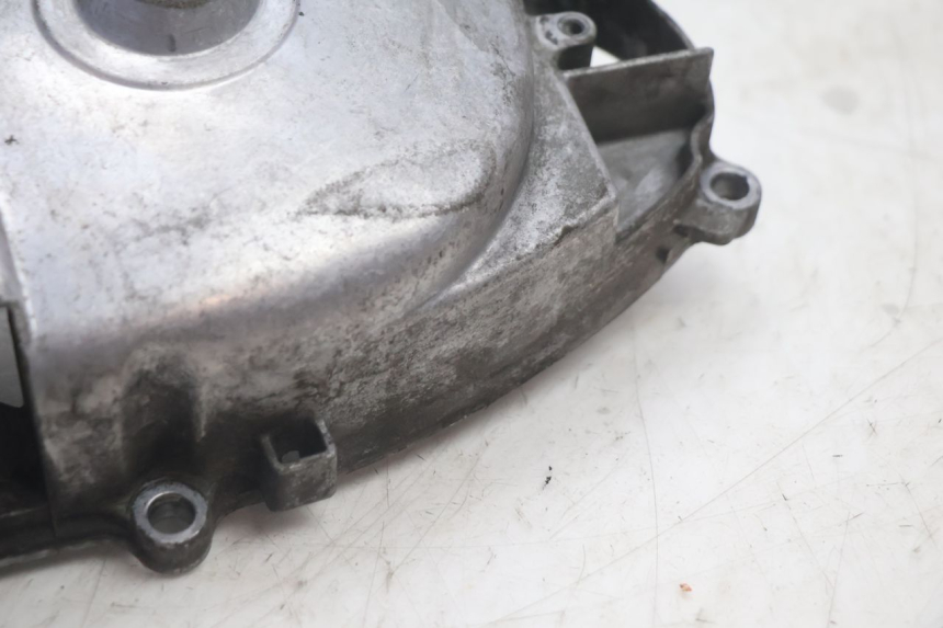 photo de CUBIERTA DEL VARIADOR YAMAHA XMAX X-MAX 125 (2006 - 2009) - Primer plano técnico