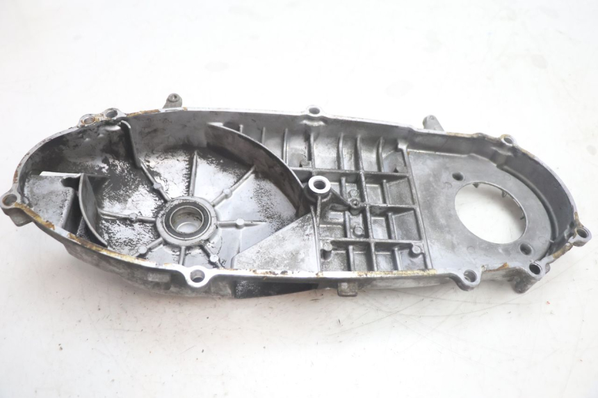 photo de CUBIERTA DEL VARIADOR YAMAHA XMAX X-MAX 125 (2006 - 2009) - Detalles de los puntos de fijación