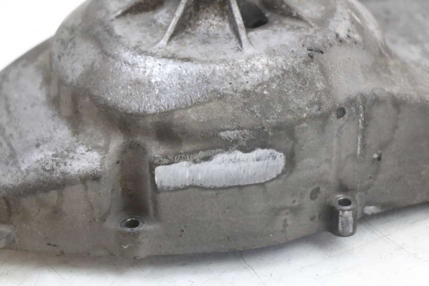 photo de CUBIERTA DEL VARIADOR PIAGGIO X10 125 (2012 - 2017) - Primer plano técnico