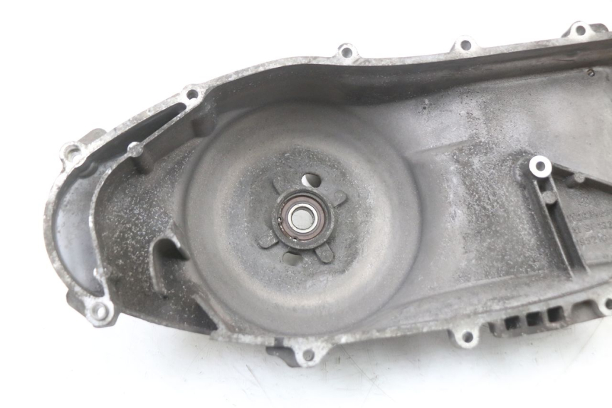 photo de CUBIERTA DEL VARIADOR PIAGGIO X10 125 (2012 - 2017) - Detalles de los puntos de fijación