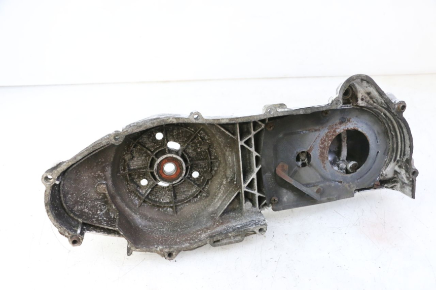 photo de CUBIERTA DEL VARIADOR PIAGGIO X9 EVOLUTION 125 (2003 - 2007) - Primer plano técnico