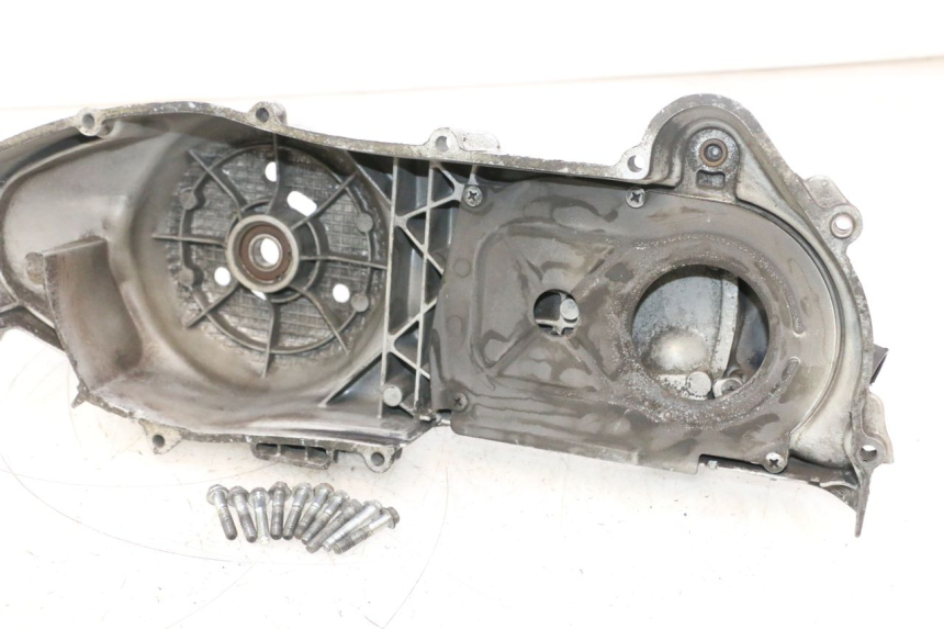 photo de CUBIERTA DEL VARIADOR PIAGGIO X9 EVOLUTION 125 (2003 - 2007) - Características distintivas