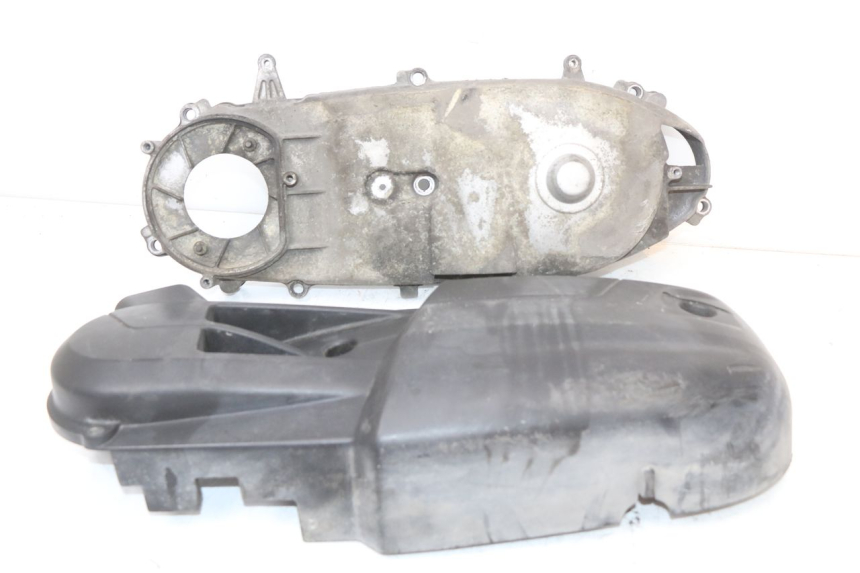 photo de TAPA VARIADOR YAMAHA XMAX X-MAX ABS 125 (2017 - 2020) - Detalles de los puntos de fijación