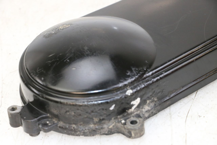 photo de CUBIERTA DEL VARIADOR YAMAHA NEOS NEO'S 4T 50 (2008 - 2016) - Detalles de los puntos de fijación