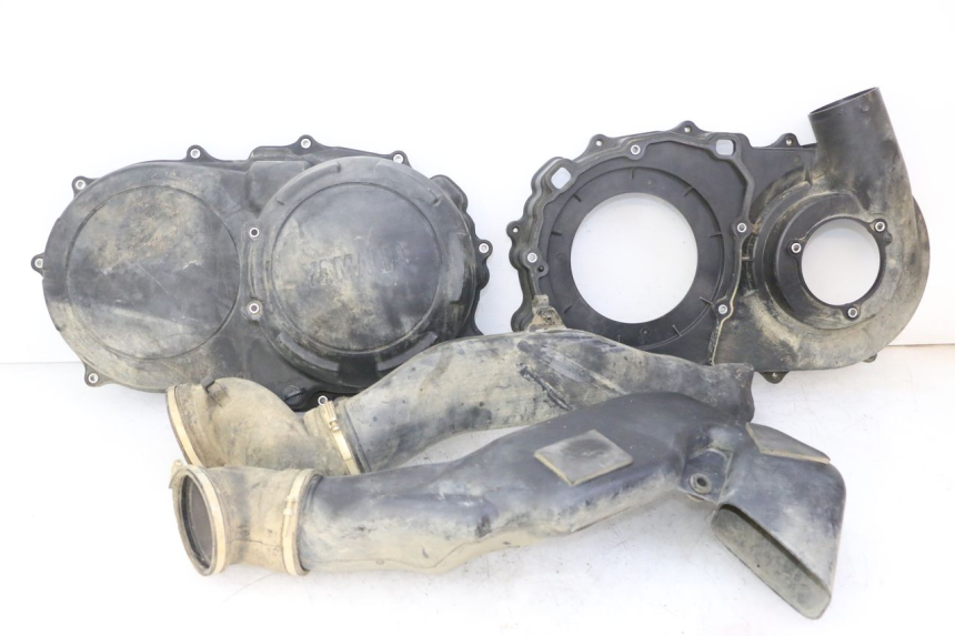 photo de TAPA VARIADOR YAMAHA YFM GRIZZLY 550 (2008 - 2015) - Primer plano de alta resolución