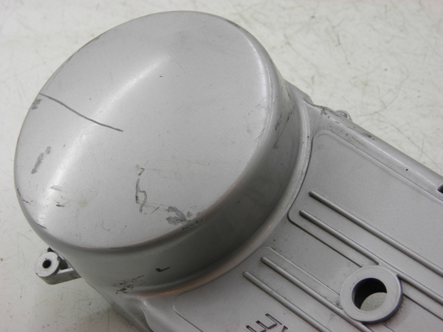 photo de TAPA VARIADOR YIYING YY 125 T-10 125 (2006 - 2012) - Estado de la superficie y material