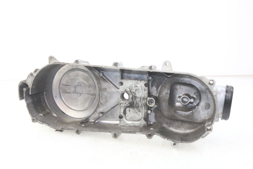 photo de CUBIERTA DEL VARIADOR YAMASAKI YM T 125 (2015 - 2020) - Detalles de los puntos de fijación