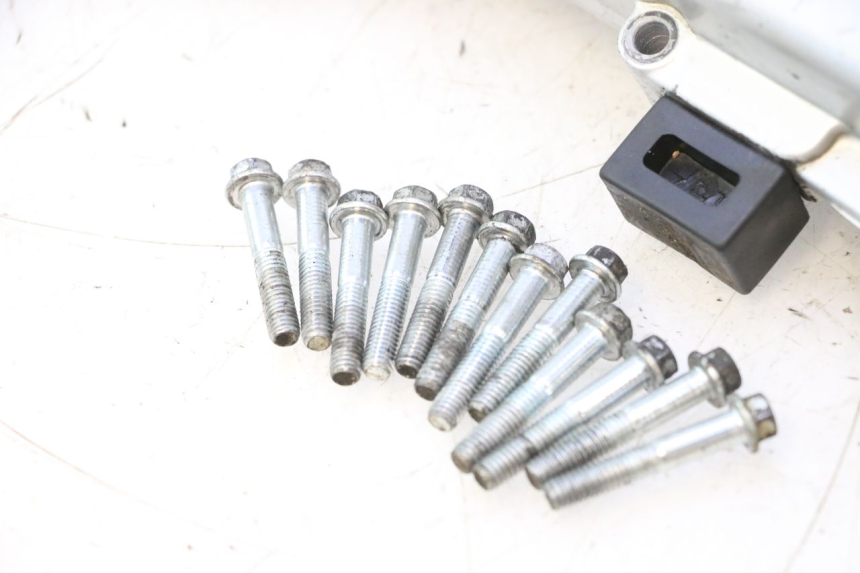 photo de CUBIERTA DEL VARIADOR PIAGGIO ZIP 2T 50 (2009 - 2019) - Marcados y referencias originales
