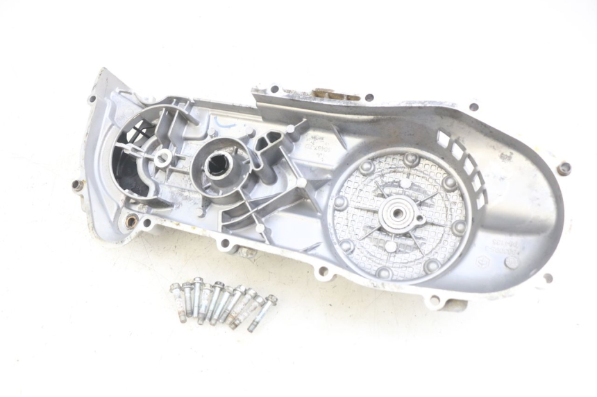 photo de CUBIERTA DEL VARIADOR PIAGGIO ZIP 4T 50 (2018 - 2020) - Otra perspectiva