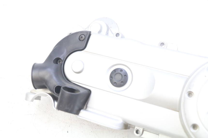 photo de CUBIERTA DEL VARIADOR PIAGGIO ZIP 4T 50 (2018 - 2020) - Estado de la superficie y material