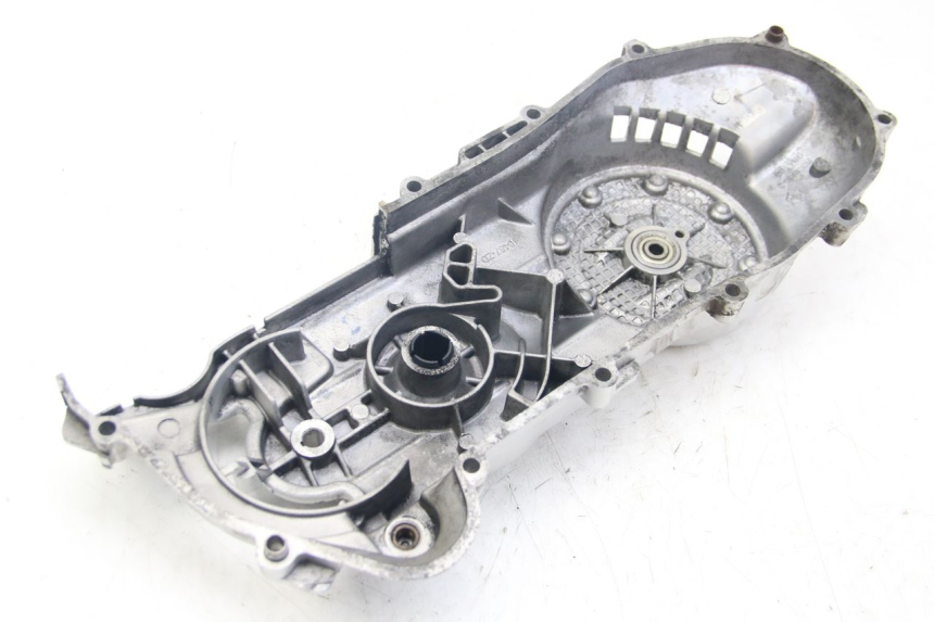 photo de CUBIERTA DEL VARIADOR PIAGGIO ZIP 4T 50 (2018 - 2020) - Detalles de los puntos de fijación