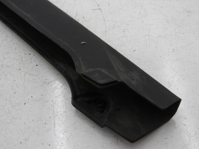 photo de CUBRECADENA YAMAHA YBR 125 (2004 - 2006) - Primer plano técnico