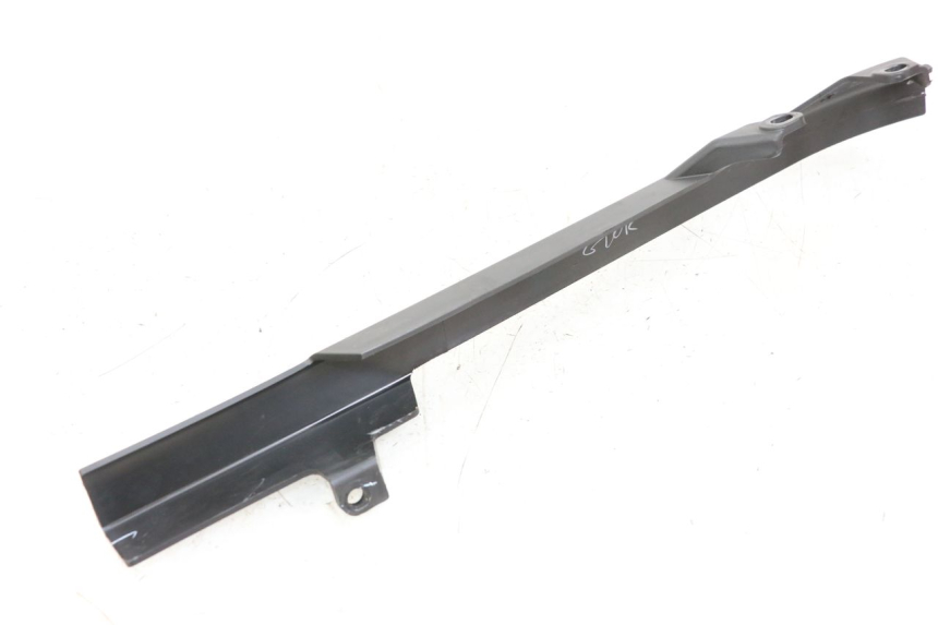 photo de CUBRECADENA ROYAL ENFIELD CONTINENTAL GT 650 (2019 - 2024) - Zoom estado de uso