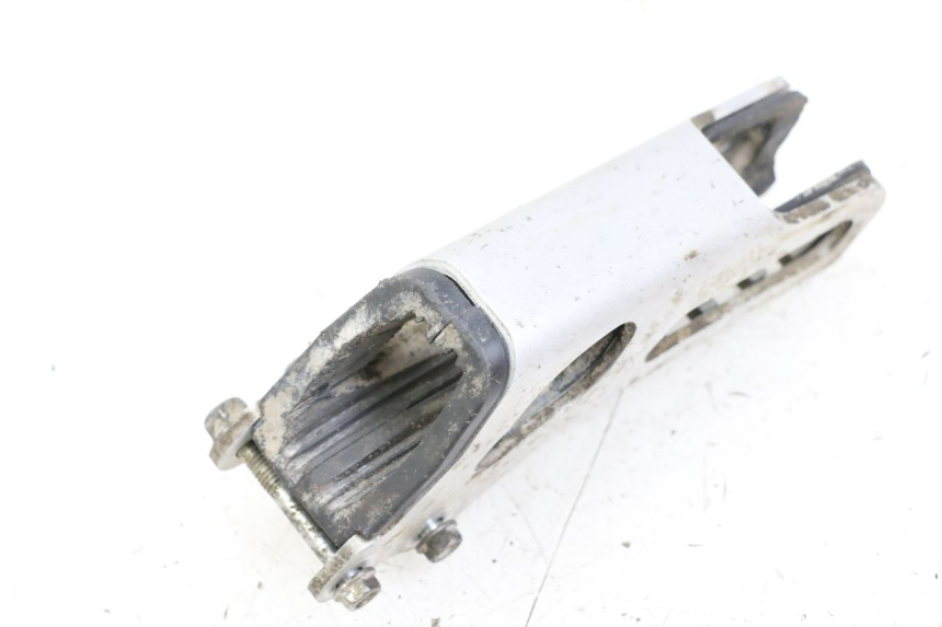 photo de CUBRECADENA HONDA CRF R 250 (2020 - 2021) - Detalle de la pieza