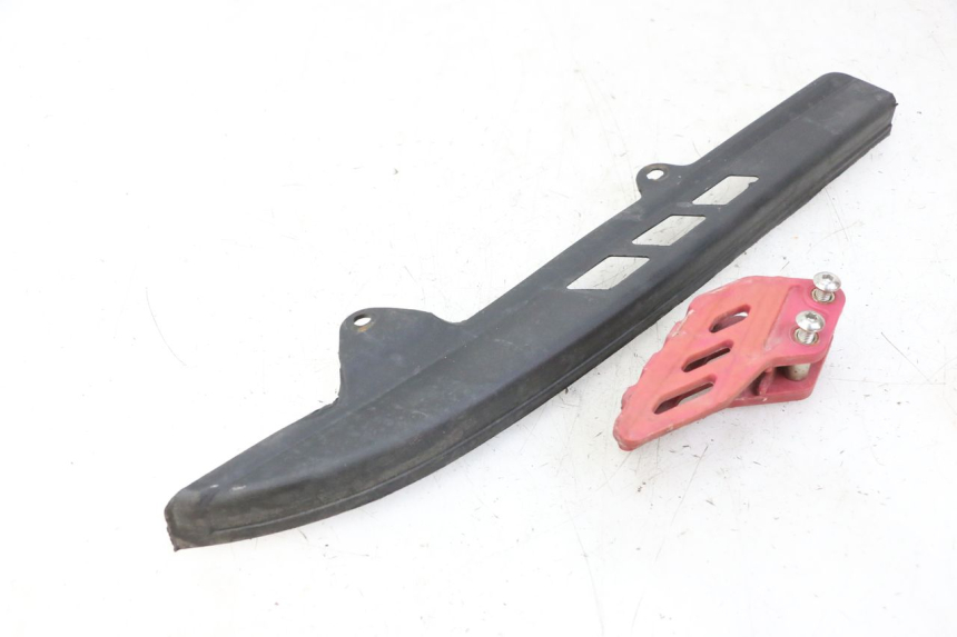 photo de CUBIERTA DE CADENA CCR DIRT BIKE 125 - Detalle de la pieza