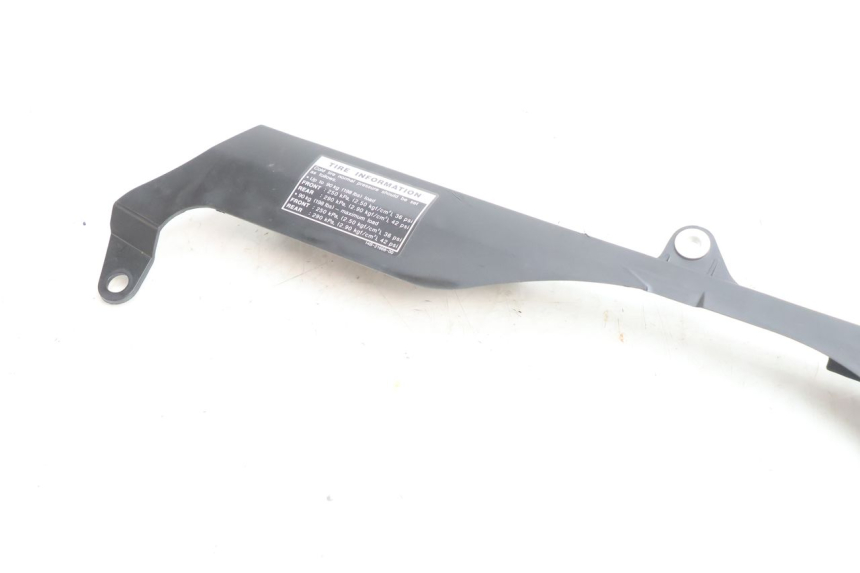 photo de CUBRECADENA YAMAHA FZ8 800 (2010 - 2016) - Detalle de la pieza