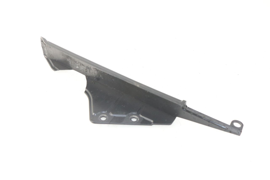 photo de CUBRECADENA SUZUKI GSR 600 (2005 - 2012) - Detalle de la pieza