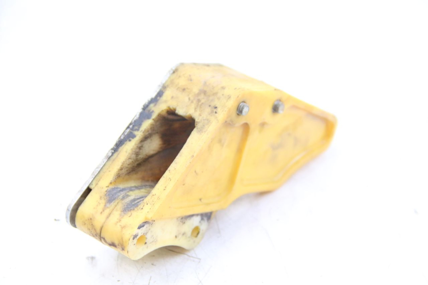 photo de CUBIERTA DE CADENA KAWASAKI KX 85 (2001 - 2013) - Detalles de los puntos de fijación