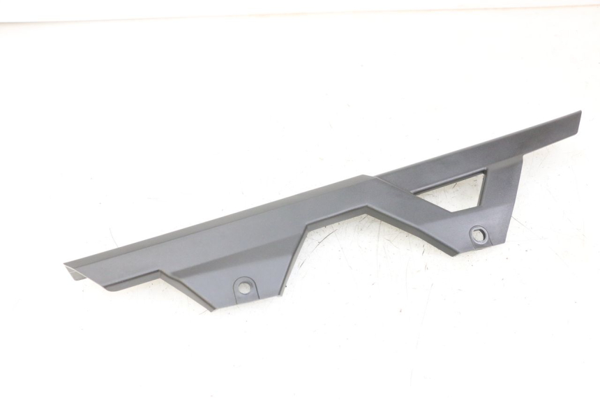 photo de CUBRECADENA ROYAL ENFIELD SCRAM 411 (2022 - 2024) - Zoom estado de uso