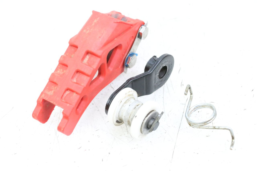 photo de CUBRECADENA NITRO MOTORS THUNDER 125 - Detalle de la pieza