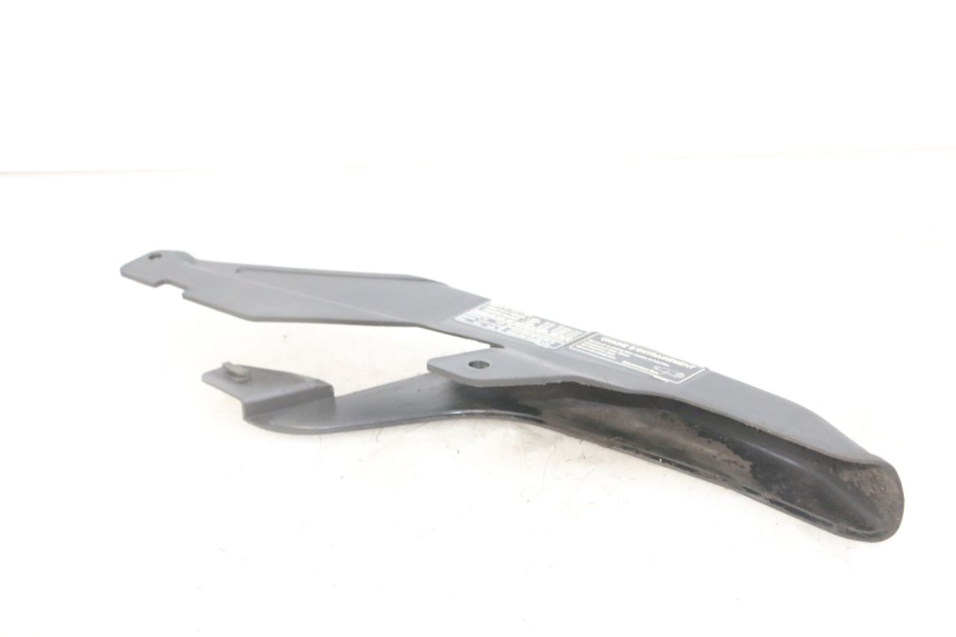 photo de CUBRECADENA HONDA XLV VARADERO 125 (2000 - 2006) - Detalle de la pieza