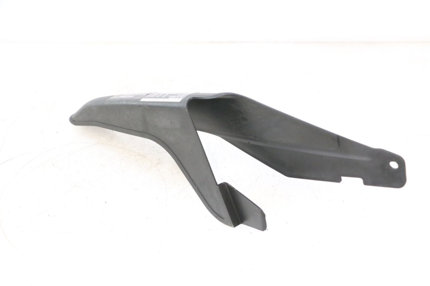 photo de CUBRECADENA HONDA XLV VARADERO 125 (2007 - 2012) - Primer plano técnico
