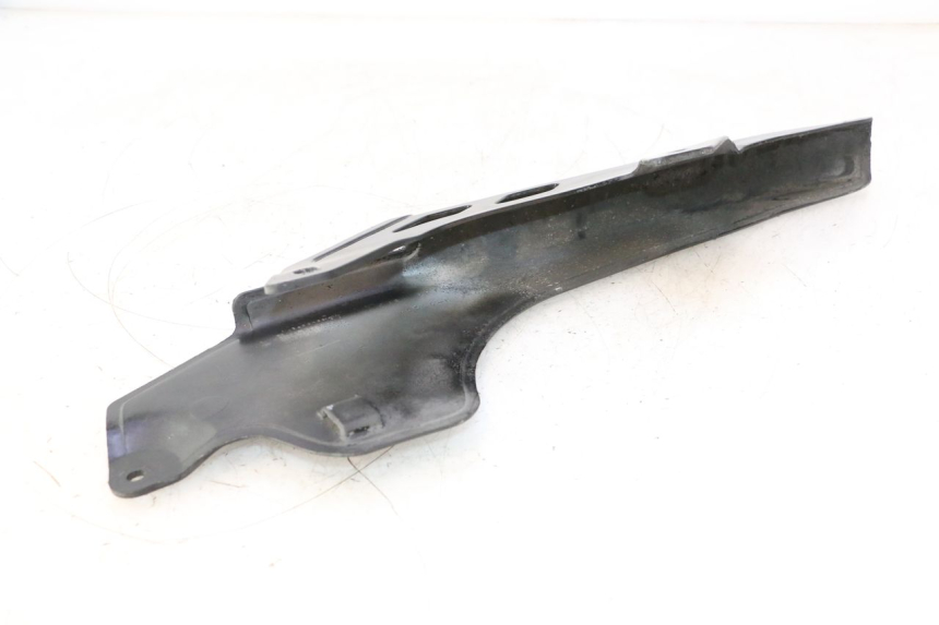 photo de CUBRECADENA HONDA XRV AFRICA TWIN 750 (1990 - 1992) - Detalle de la pieza