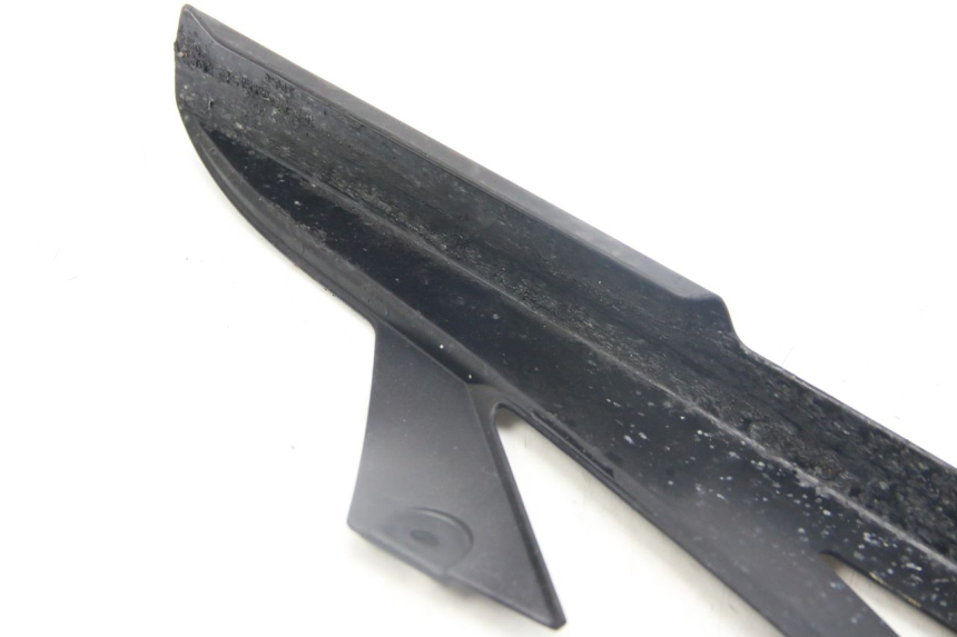 photo de CUBIERTA DE CADENA KAWASAKI Z ABS 1000 (2014 - 2020) - Primer plano técnico