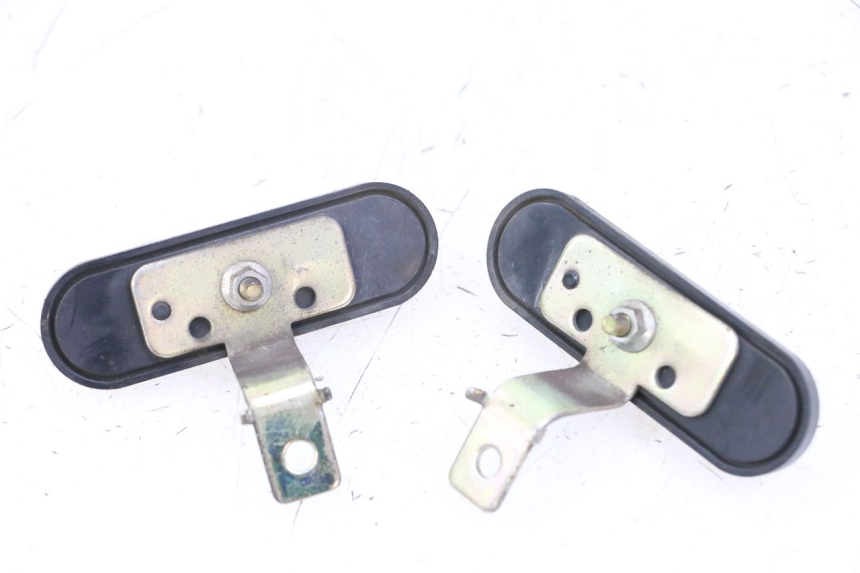 photo de CATADIÓPTRICO KYMCO AGILITY 4T 50 (2018 - 2022) - Detalle de la pieza