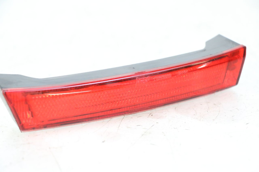 photo de CATADIÓPTRICO PIAGGIO MP3 LT 300 (2010 - 2016) - Detalle de la pieza