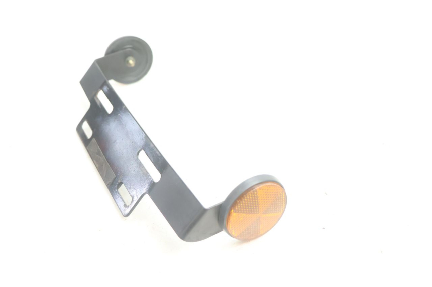 photo de CATADIÓPTRICO RAZZO STEED 125 (2012 - 2018) - Detalle de la pieza