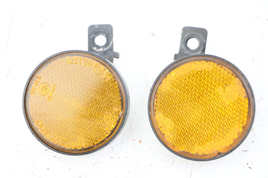 photo de CATADIÓPTRICO SYM ORBIT III 3 4T 50 (2018 - 2021) - Vista principal