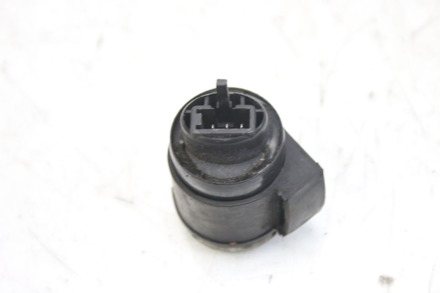 photo de RELE INTERMITENTE KYMCO AGILITY 4T 50 (2005 - 2018) - Detalle de la pieza