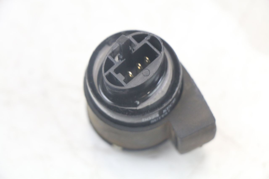 photo de CENTRALITA DE INTERMITENTES KYMCO AGILITY 4T 50 (2018 - 2022) - Otra perspectiva