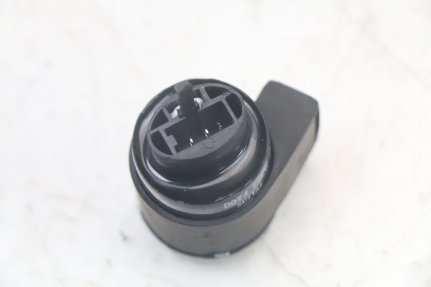 photo de CENTRALITA DE INTERMITENTES KYMCO AGILITY 4T 50 (2018 - 2022) - Otra perspectiva