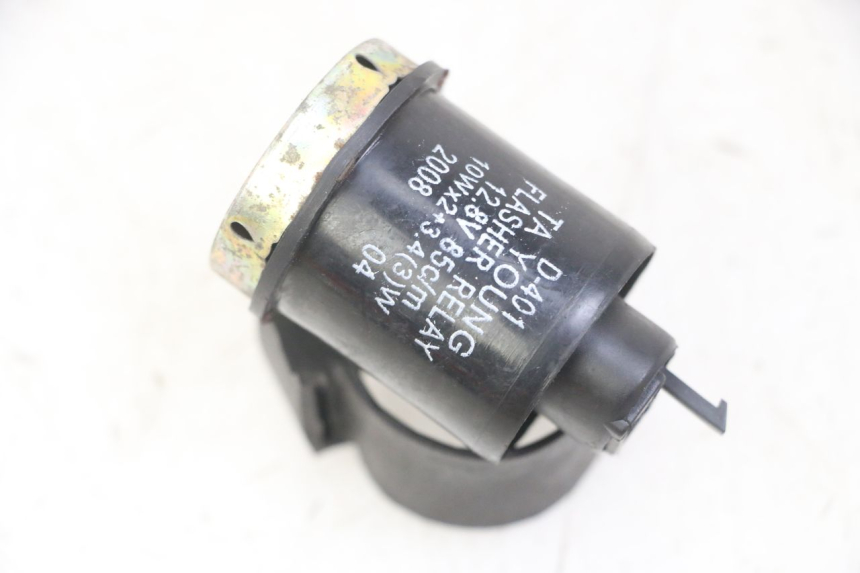 photo de RELE INTERMITENTE KYMCO AGILITY 4T 50 (2005 - 2018) - Vista principal