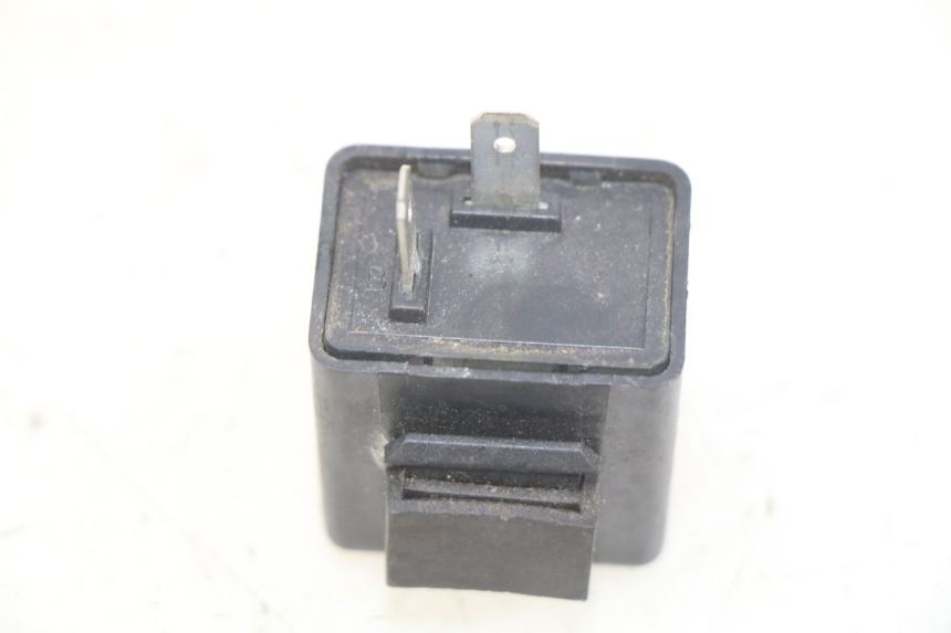 photo de RELE INTERMITENTE MBK BOOSTER SPIRIT 50 (1999 - 2003) - Zoom estado de uso