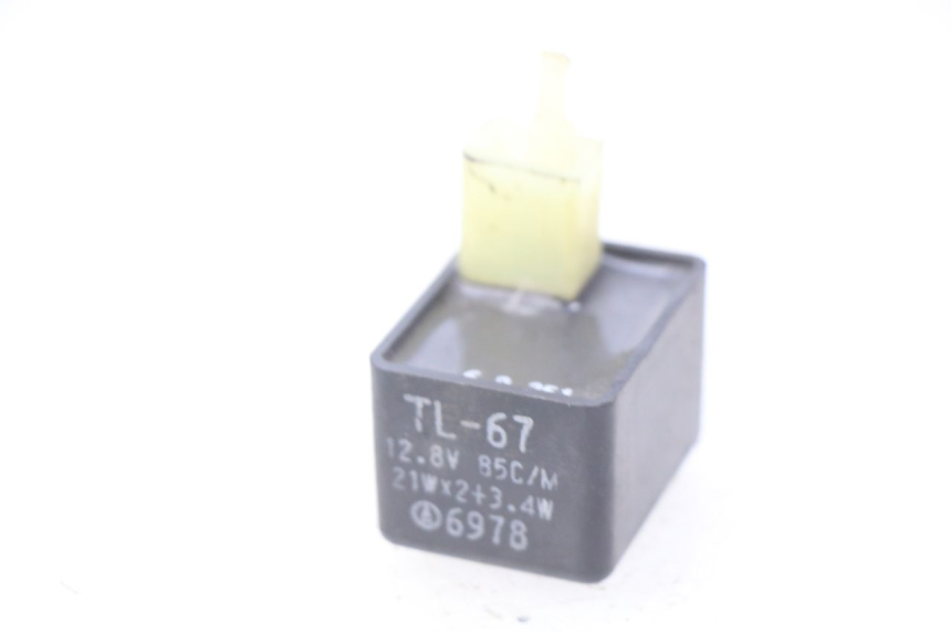 photo de CENTRALITA DE INTERMITENTES SUZUKI BURGMAN 125 (2007 - 2014) - Detalle de la pieza